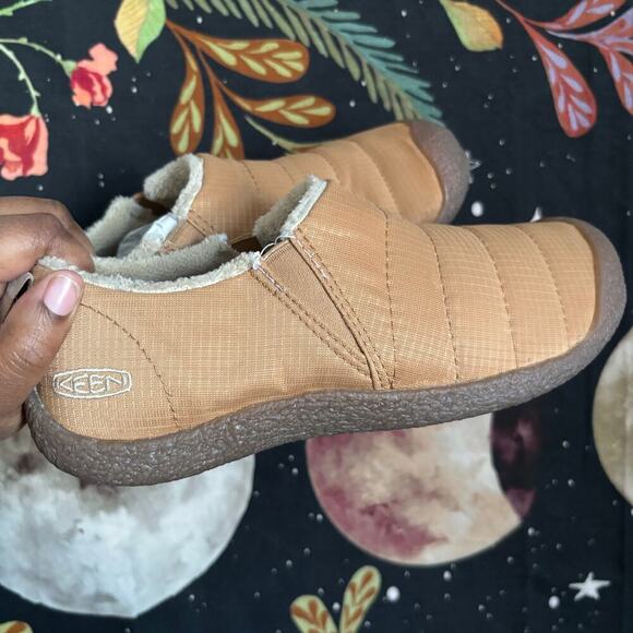 KEEN Shoes - Keen Howser 2 Slippers Brand New Apple Cinnamon/ Safari size 6.5 Gorpcore